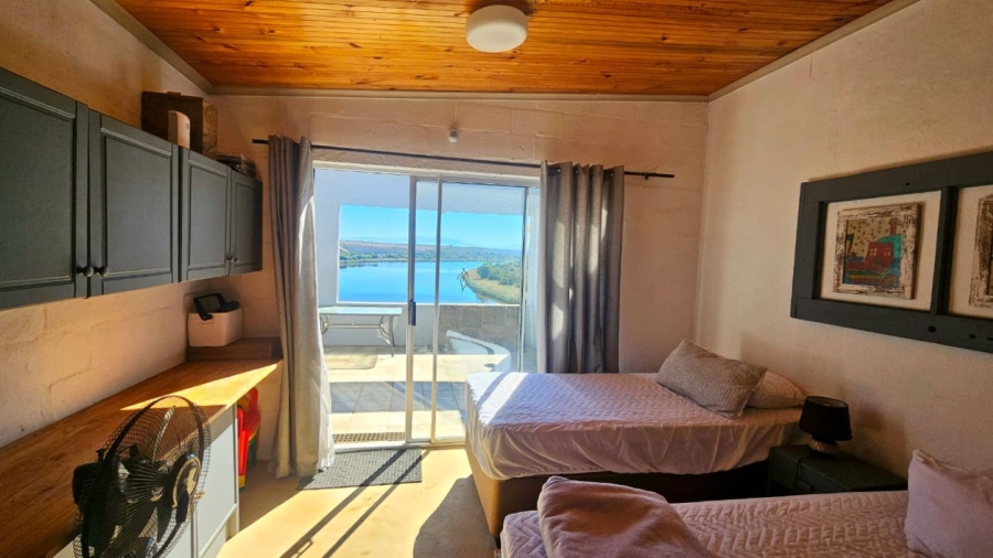 6 Bedroom Property for Sale in Malgas Western Cape